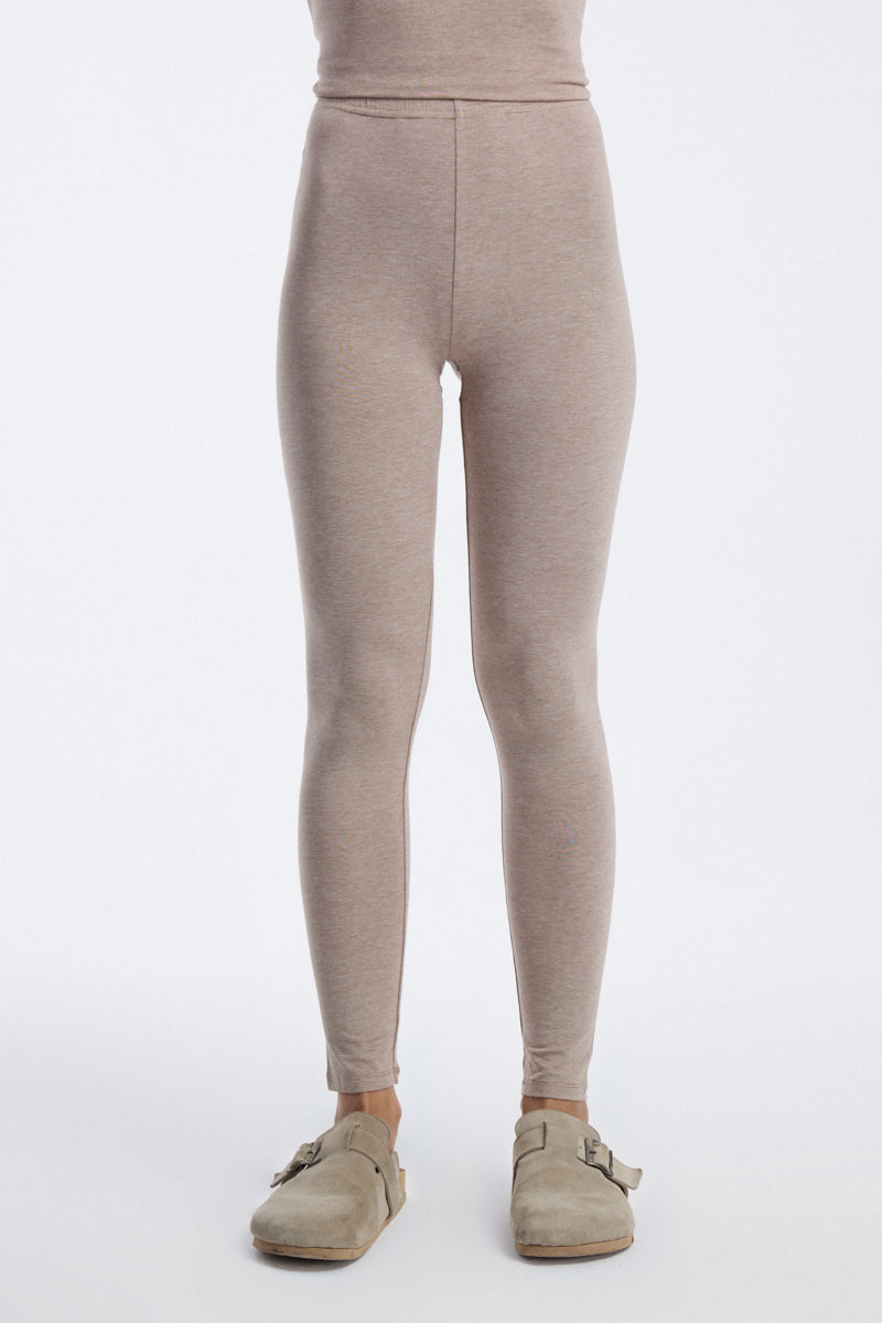 Women fitted innerwear leggings