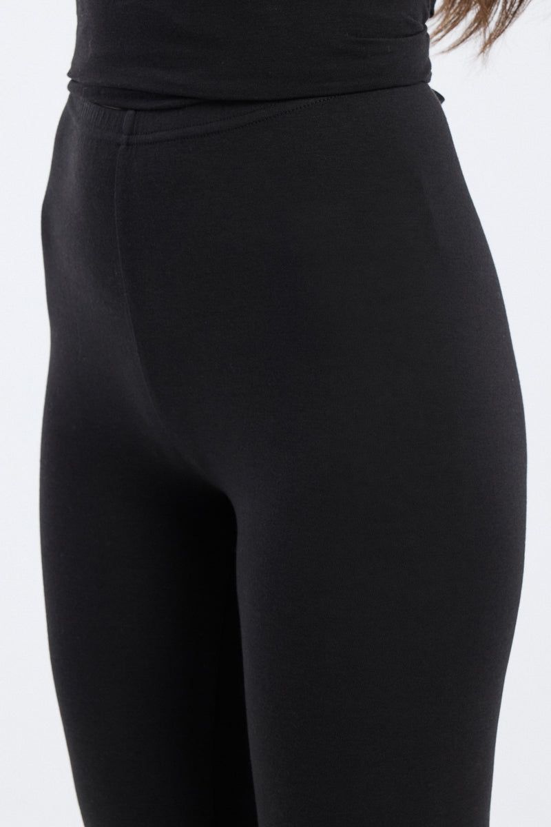 Women fitted innerwear leggings