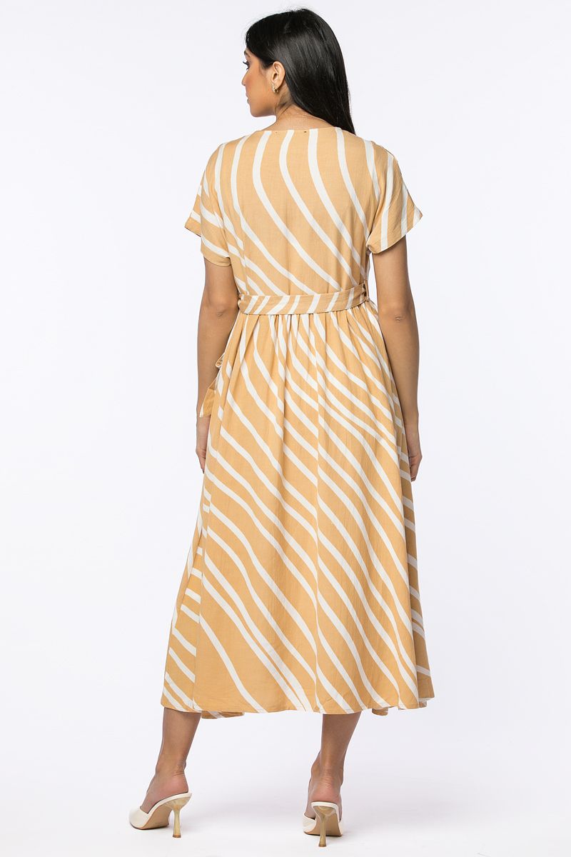 فستان لف مخطط