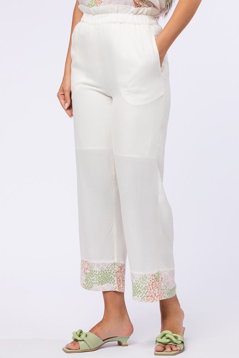 pants with printed details