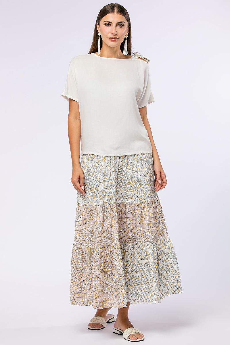 بلوزة برباط على الكتف