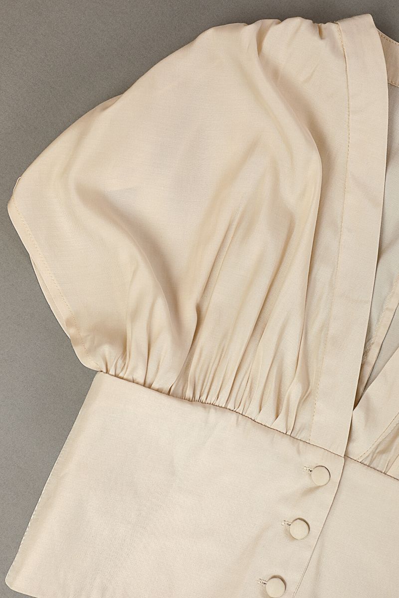 بلوزة فضفاضة سادة