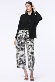 printed cropped pants