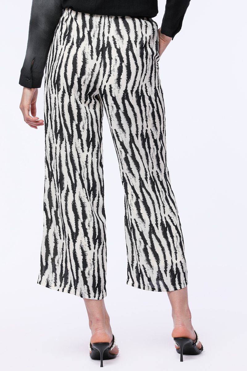 printed cropped pants