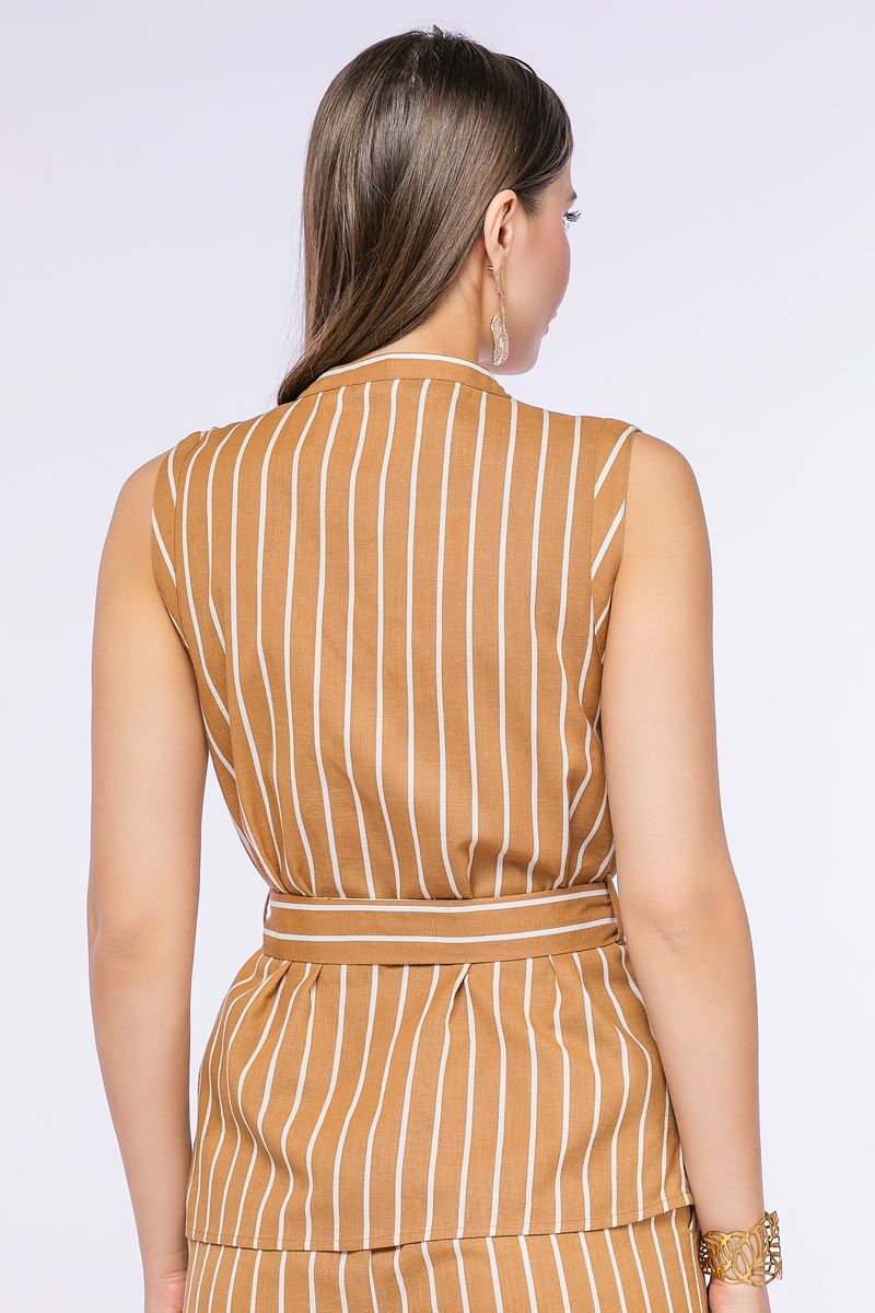 قميص مخطط بدون أكمام