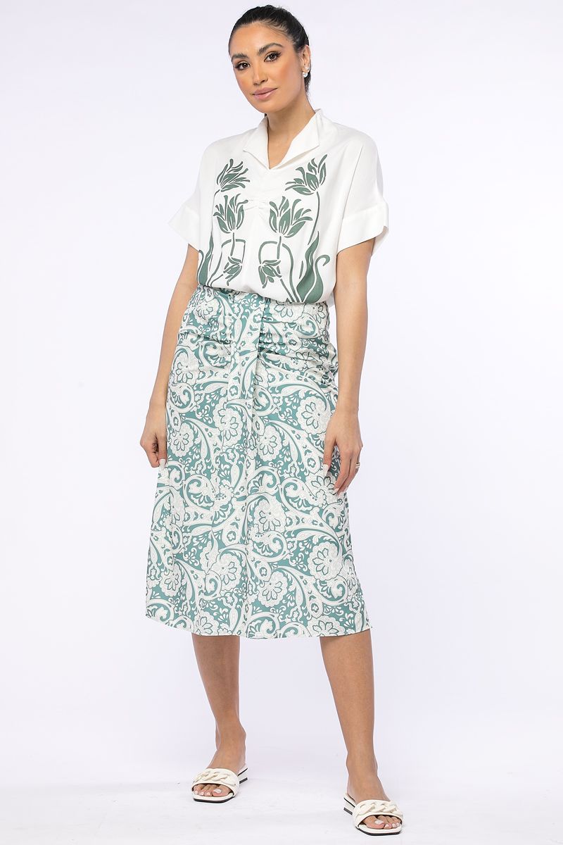 بلوزة بطبعة