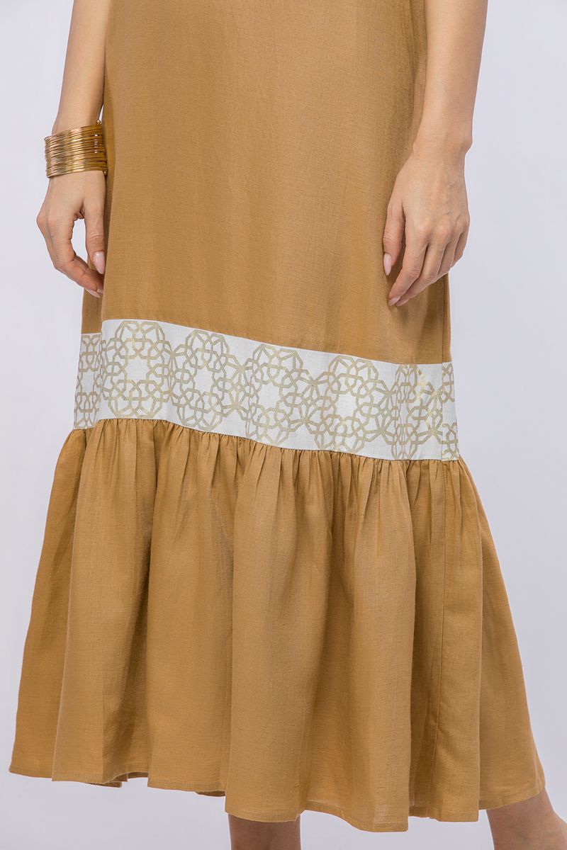 dress with Arabisque print