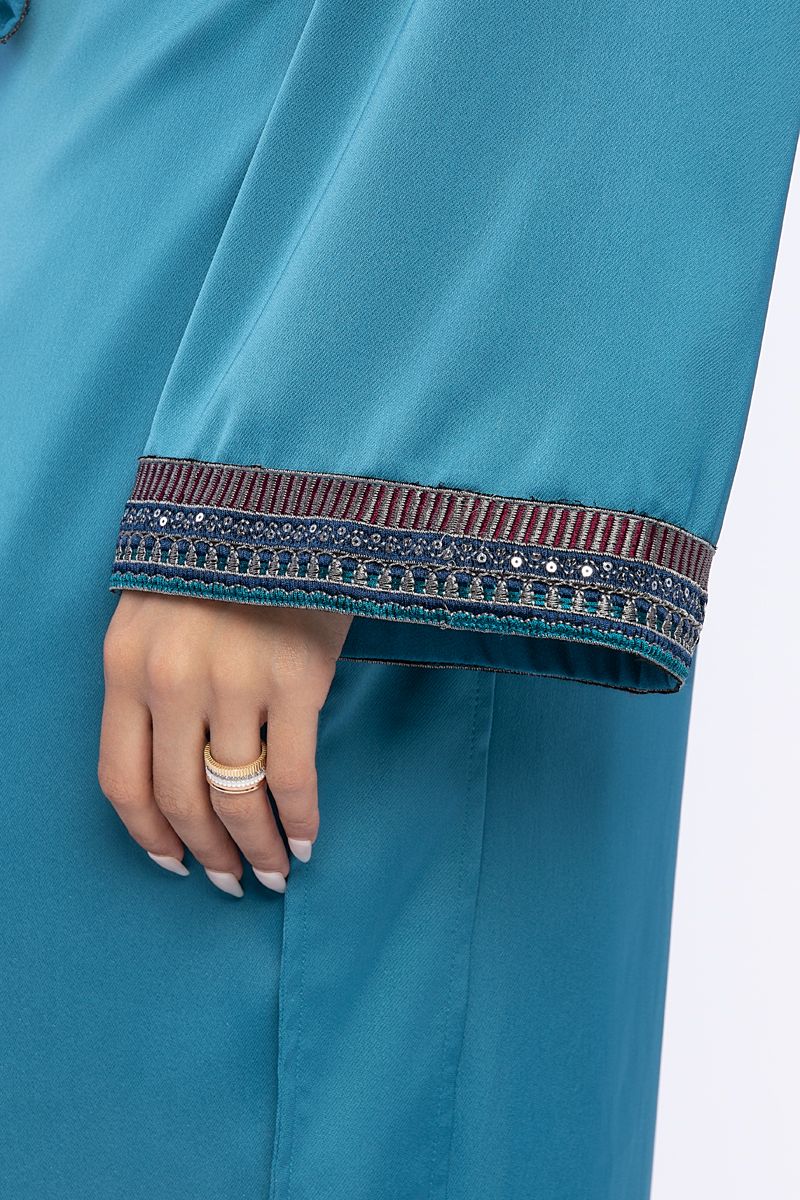 outwear abaya with embroidery