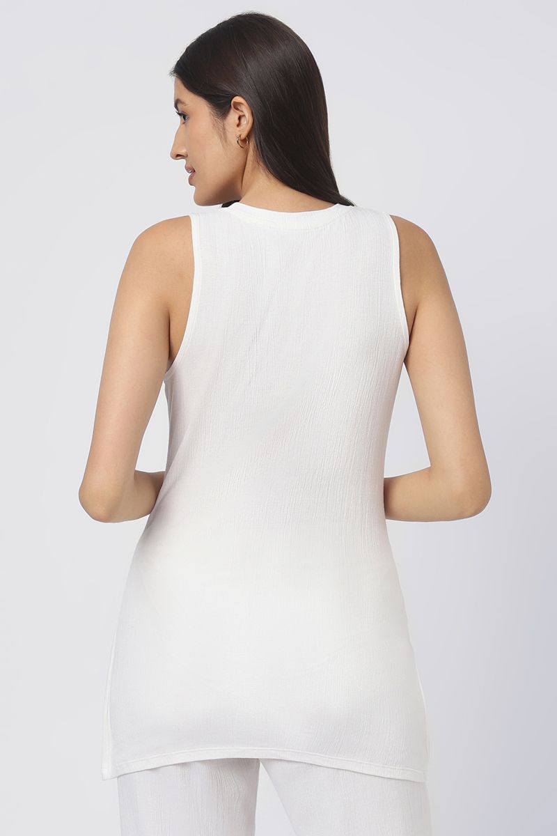 تيشيرت بخامة منقوشة