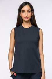 بلوزة بدون أكمام وخامتين