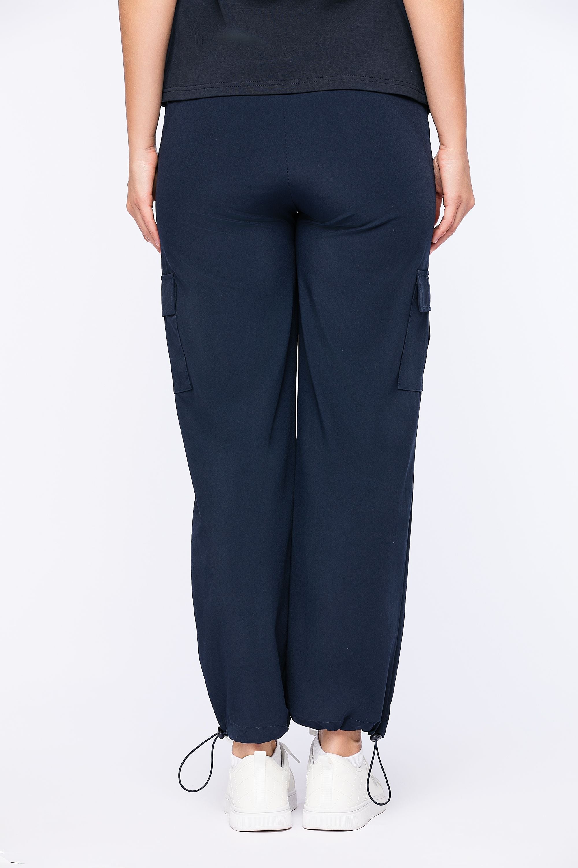 cargo pants with side pockets