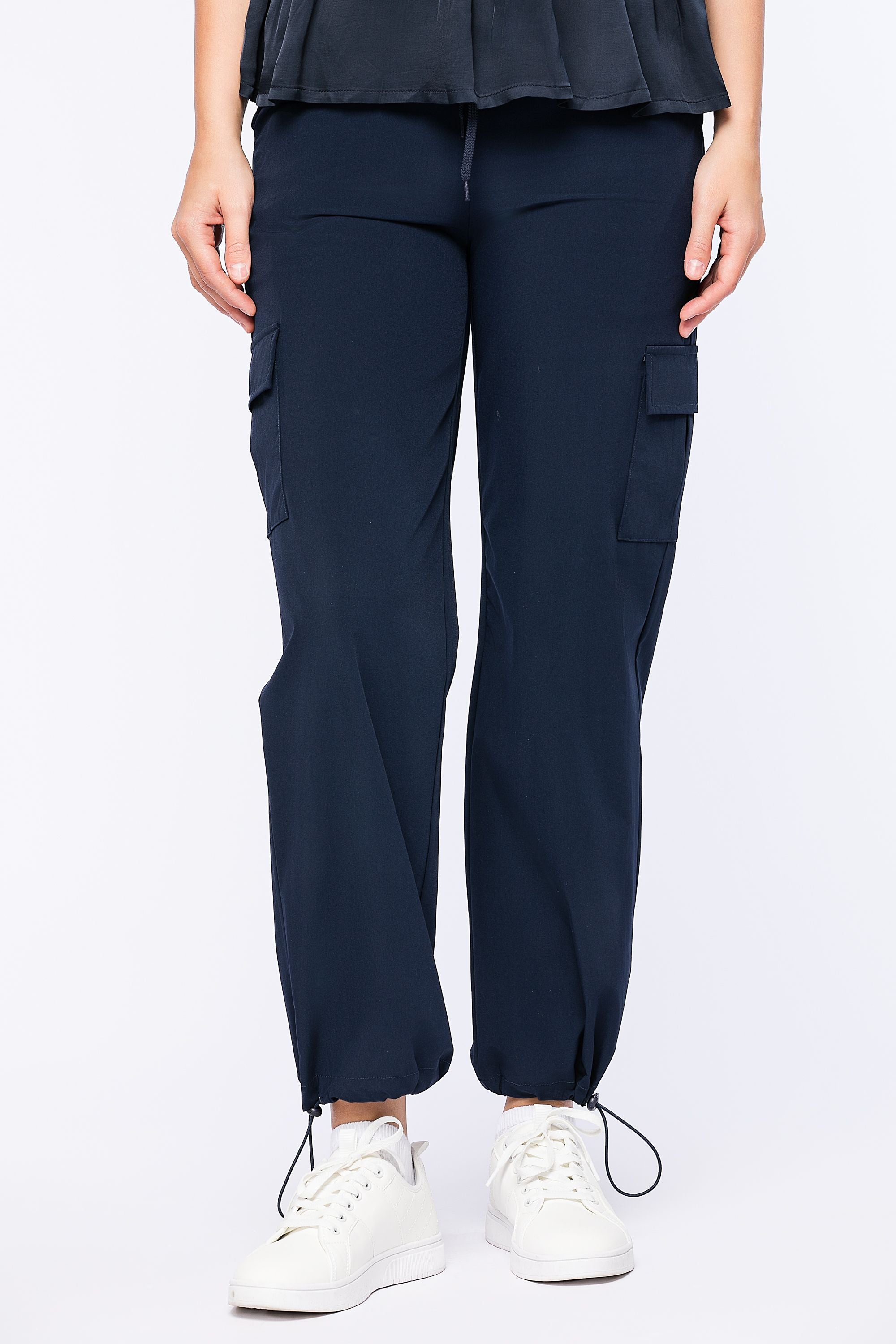 cargo pants with side pockets