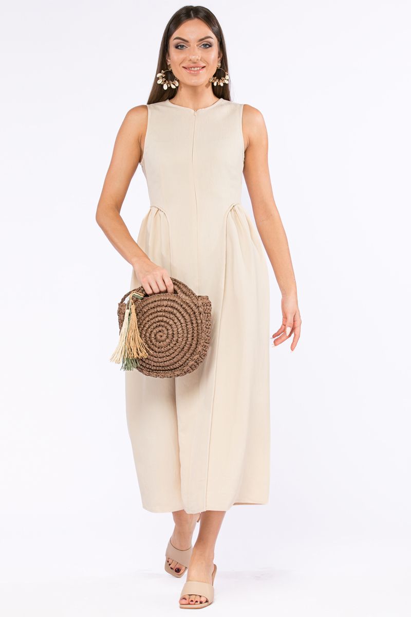 فستان بدون أكمام