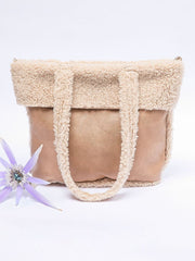 shoulder bag with fleece details