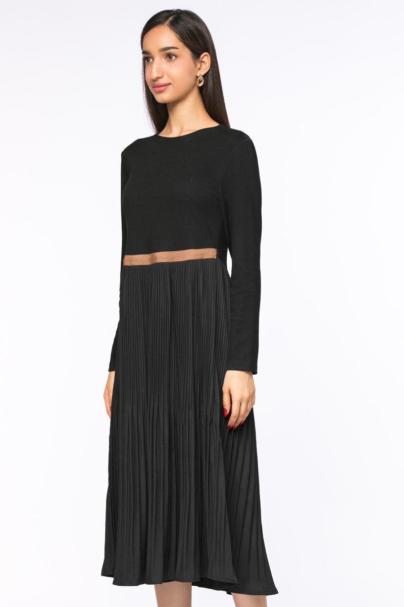 contrast pleated dress