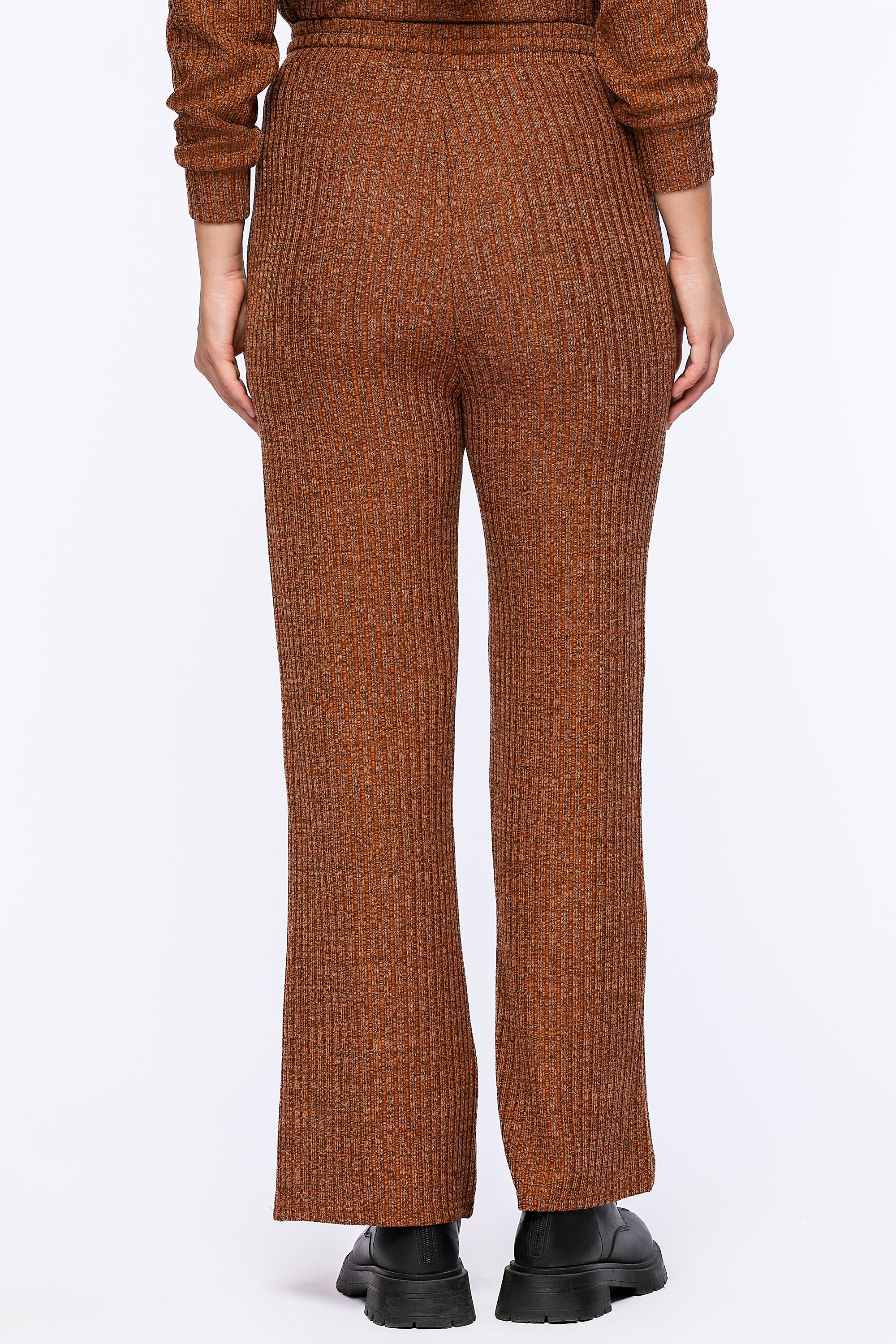 knitted flowy pants