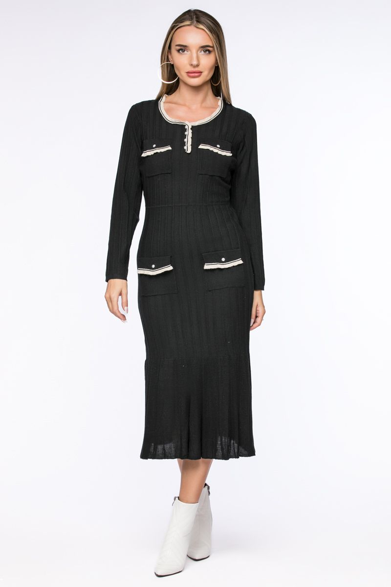 فستان محبوك بتقليم مضلع