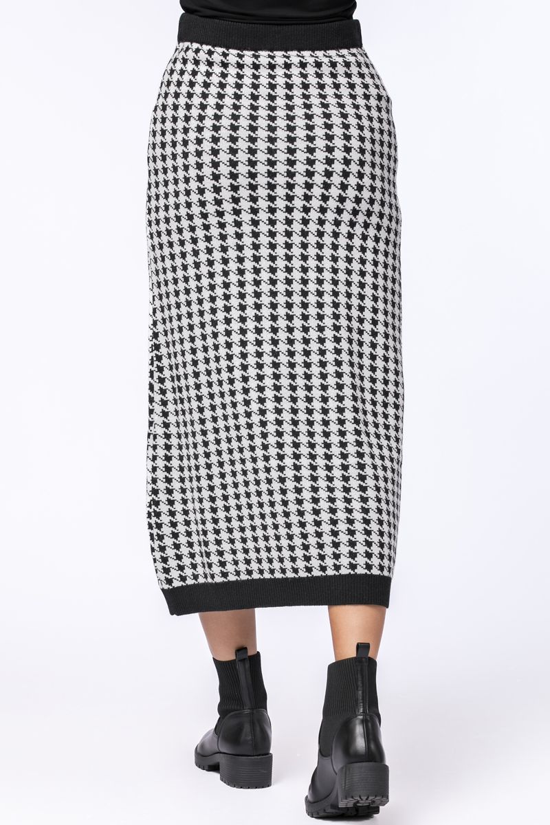 tuede knitted skirt