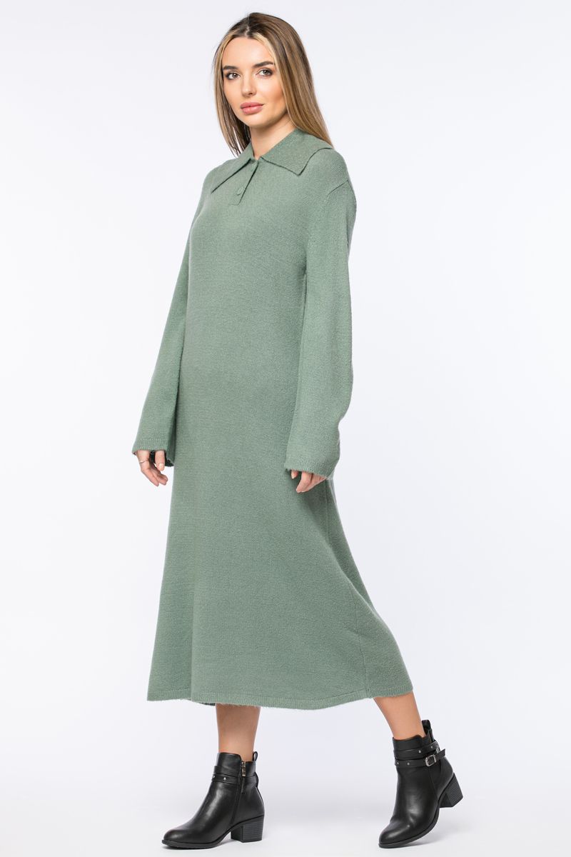 knitted dress with classic collar