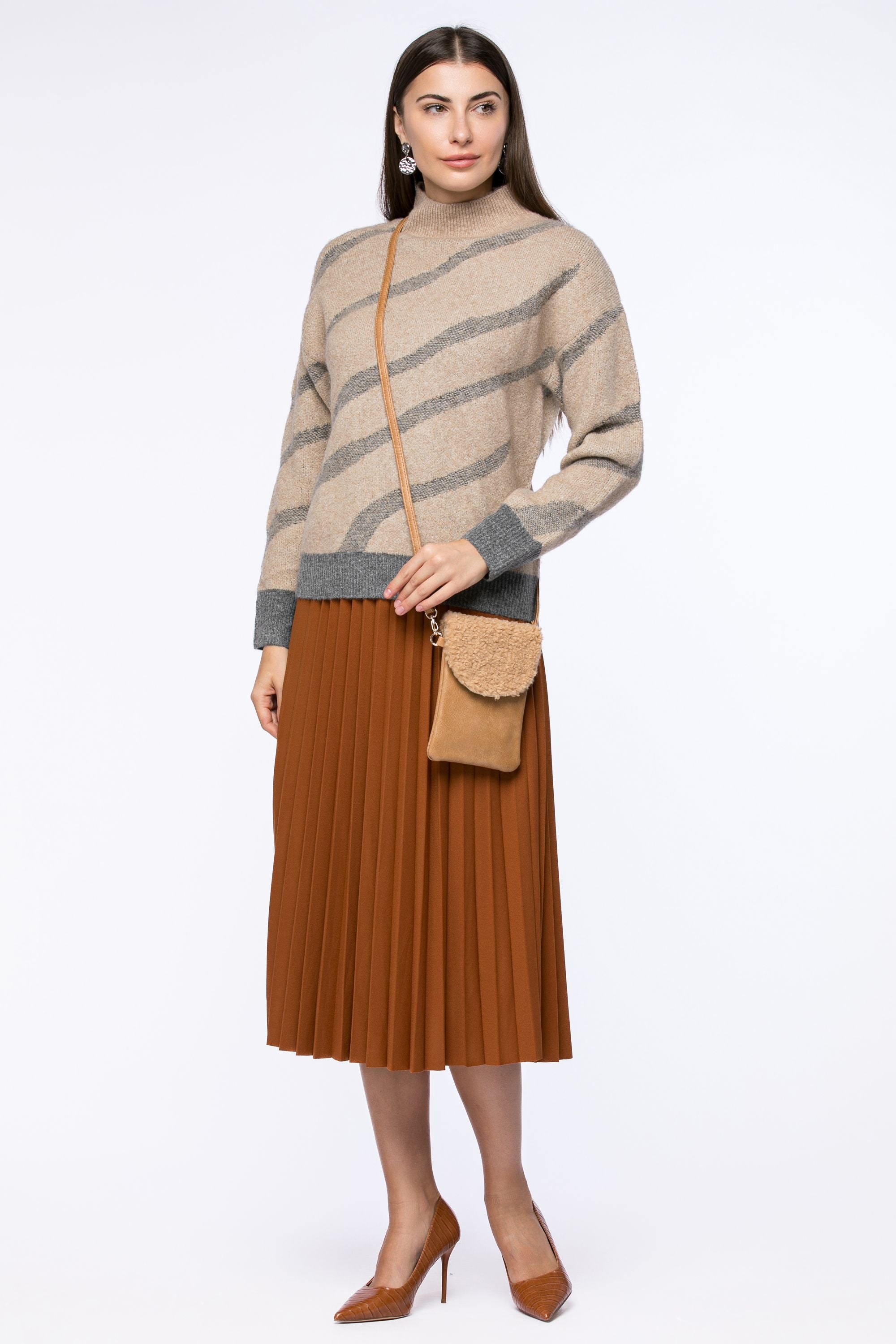 knitted sweater with linings