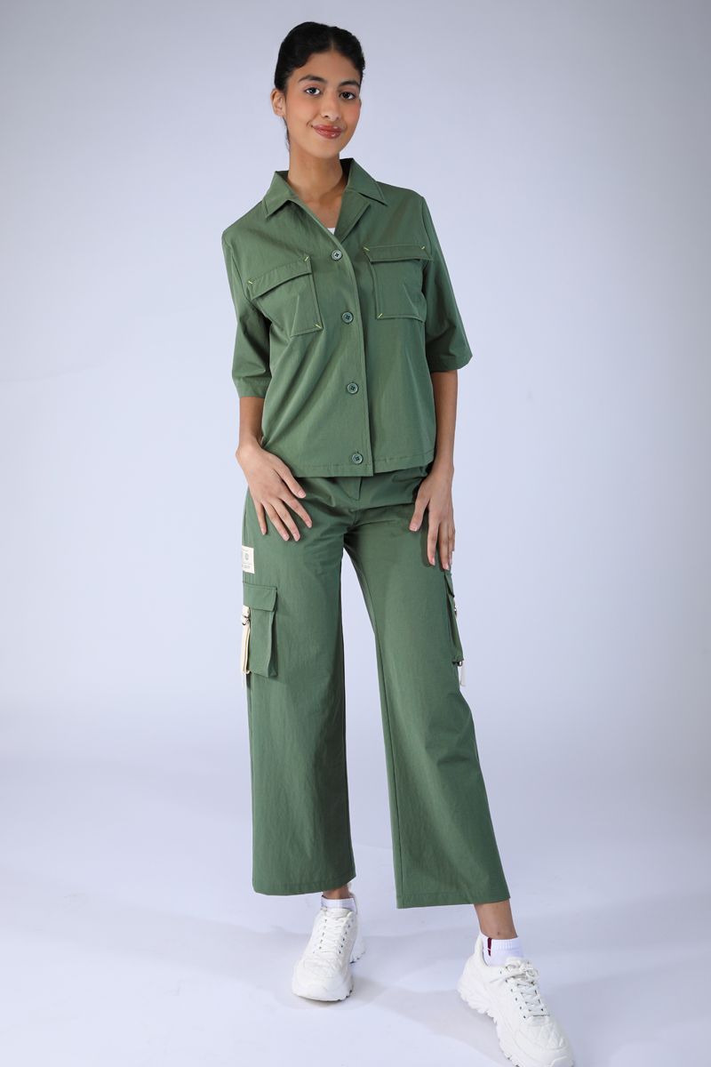 women shirt with front pockets