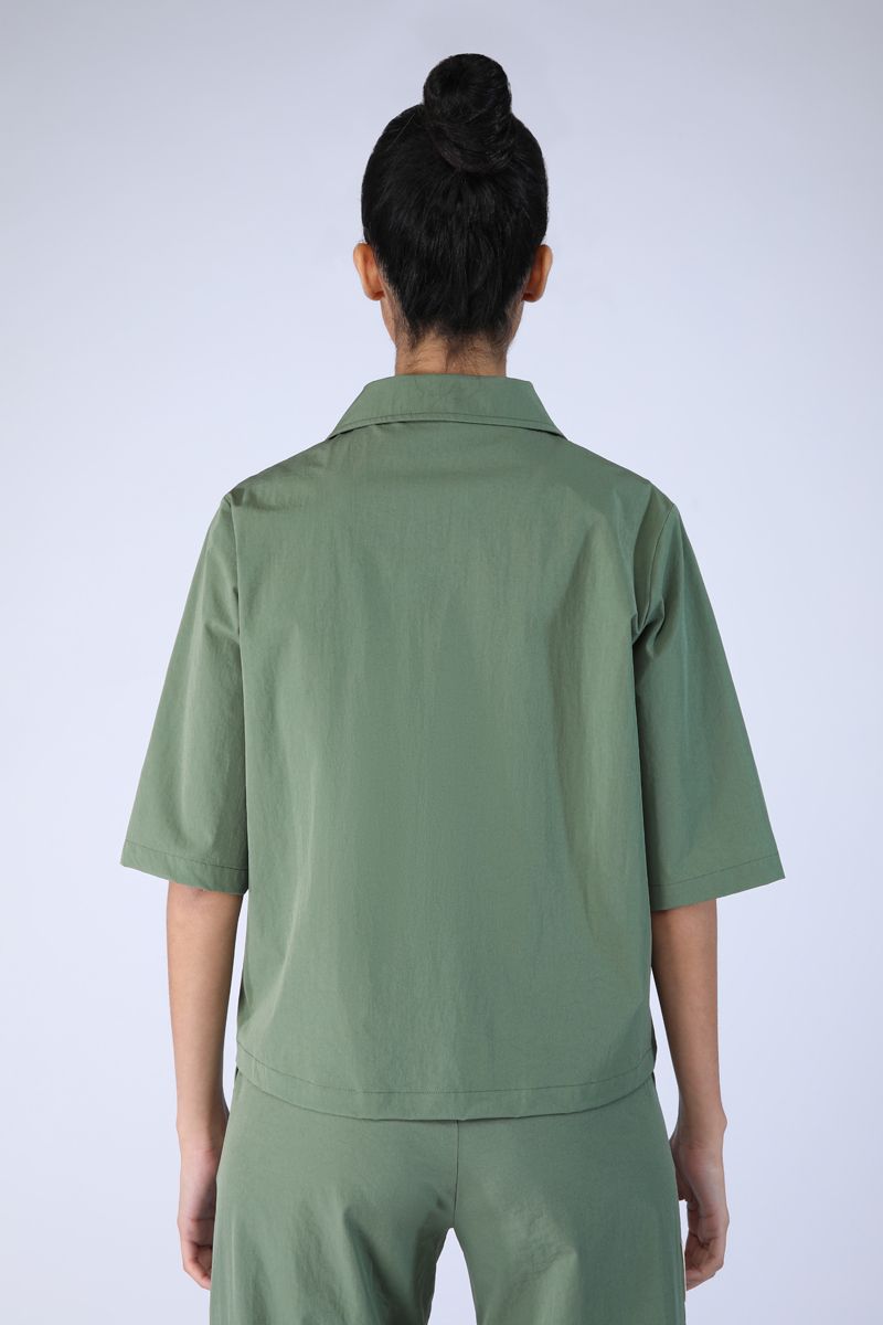 women shirt with front pockets