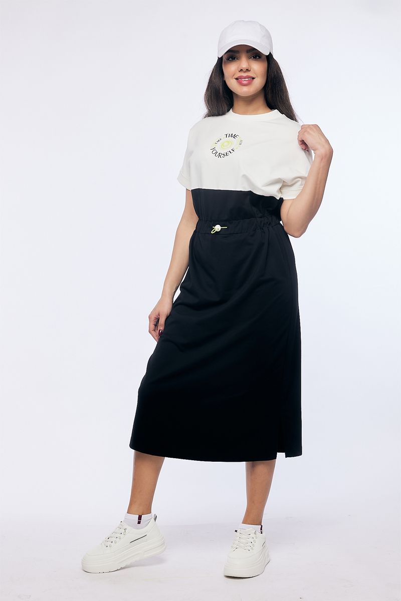 contrast colored dress