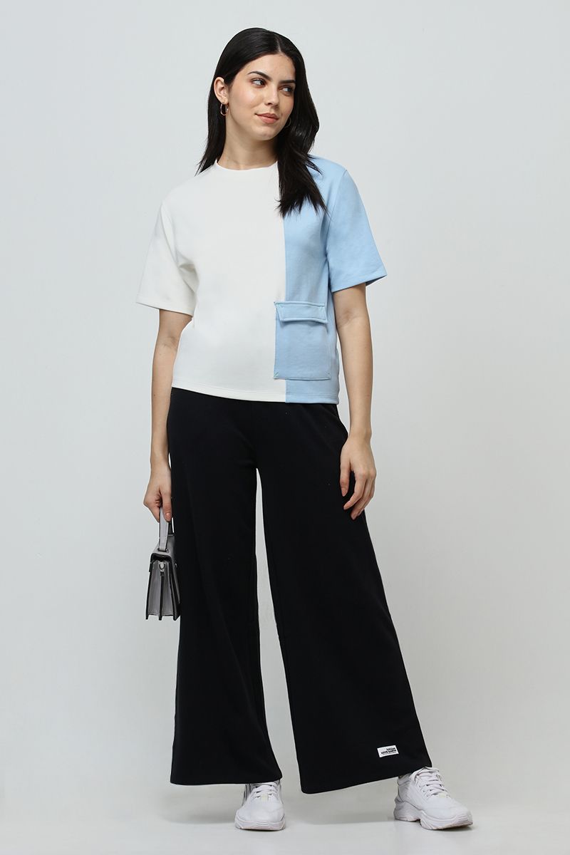 contrast colored t-shirt