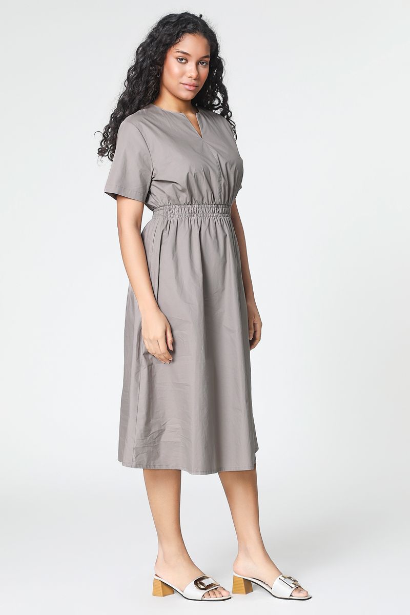 فستان بلون موحد