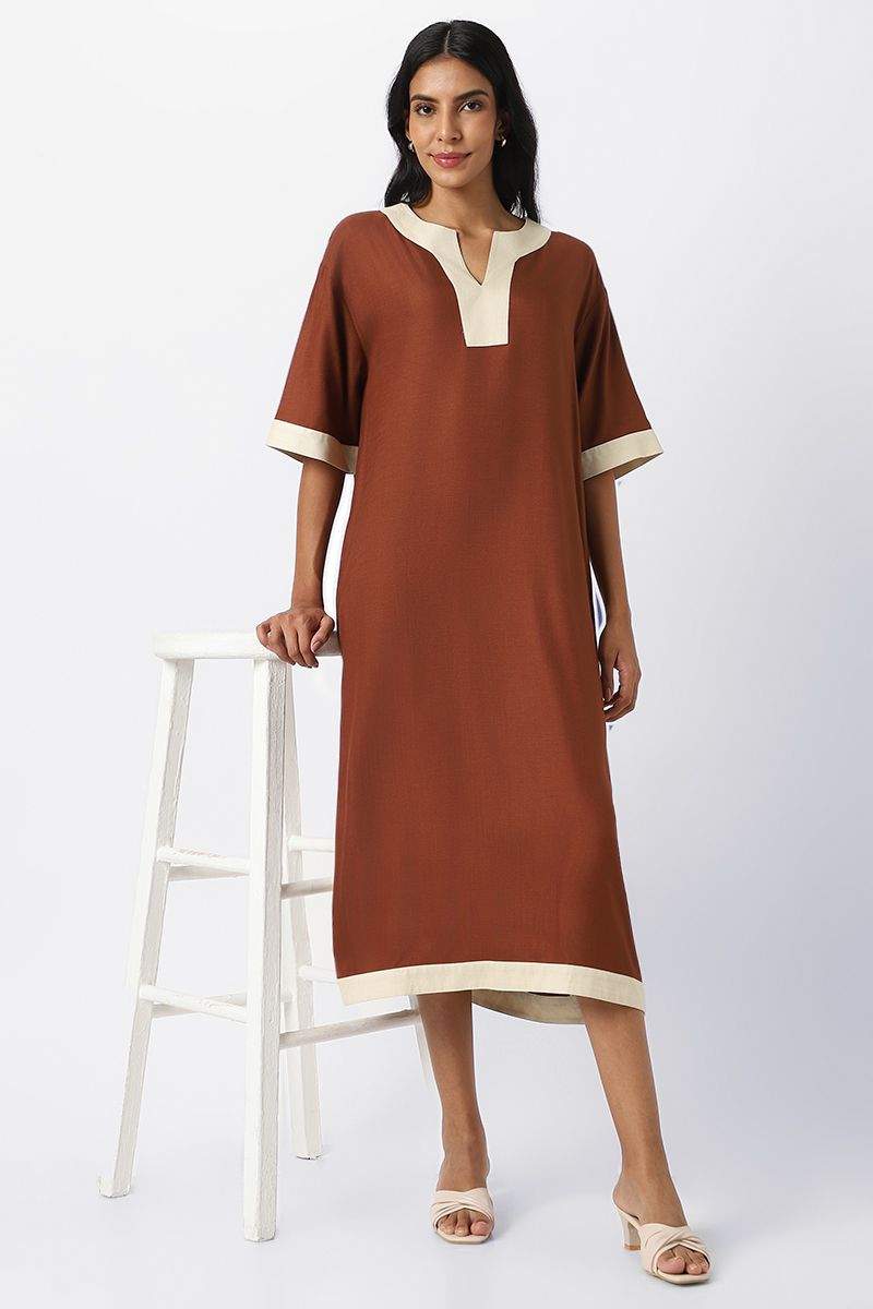 contrast colored women dress