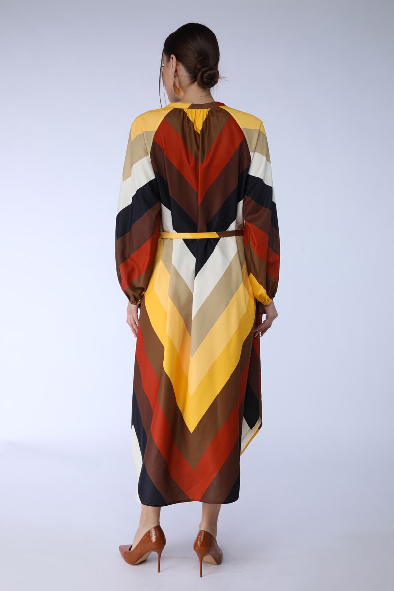 فستان طويل ملون