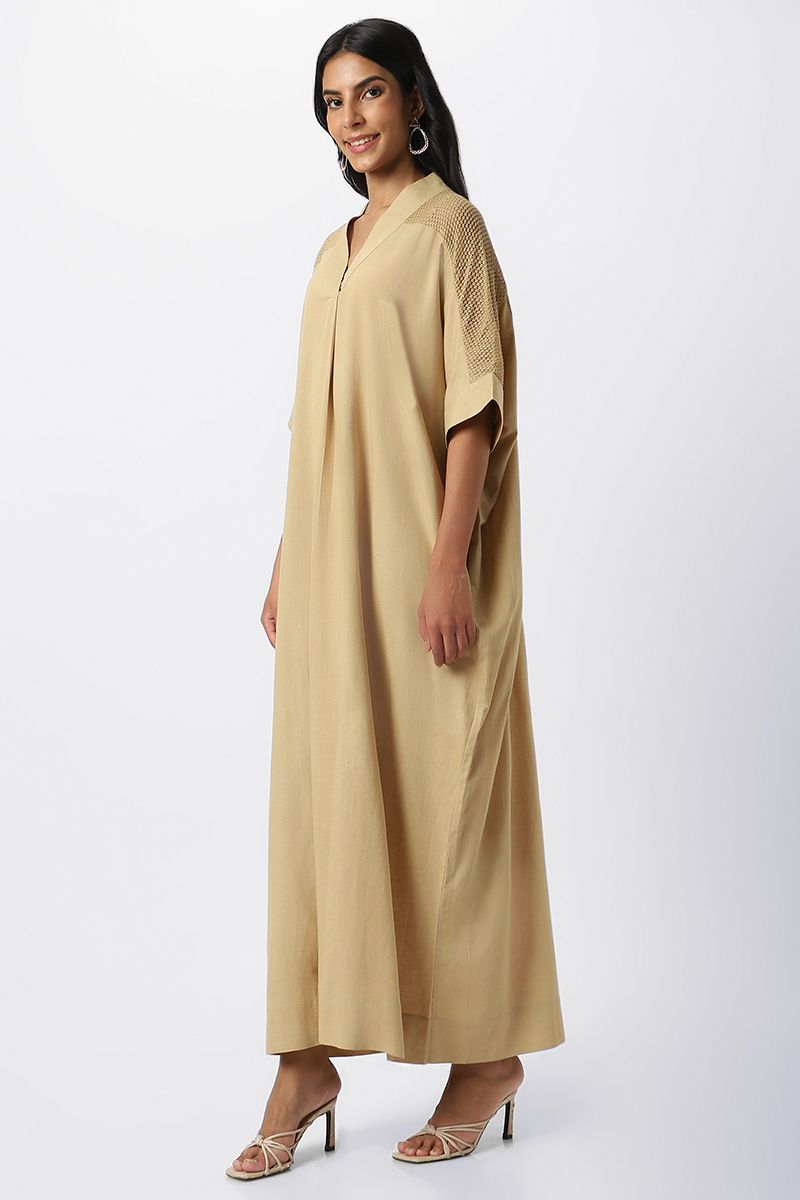 perforated women Jalabiya