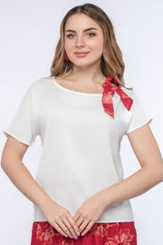 women top with neckline strap