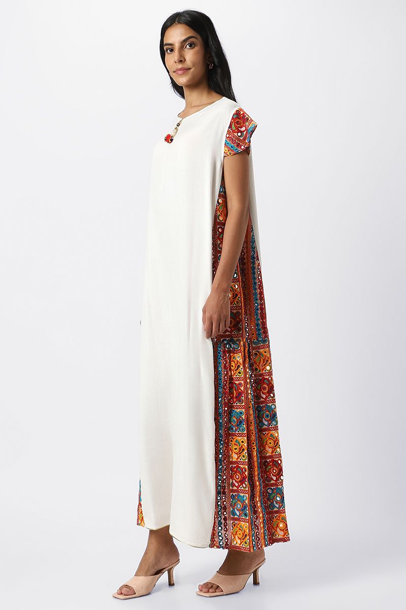 foundation day women Jalabiya