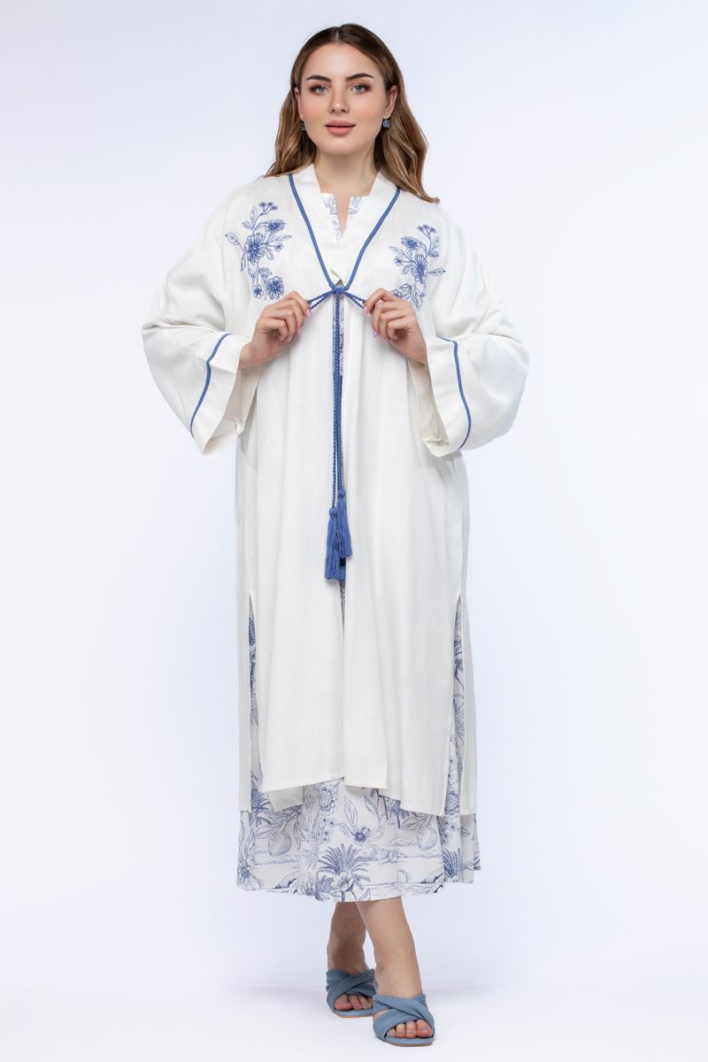 women kimono with embroidery