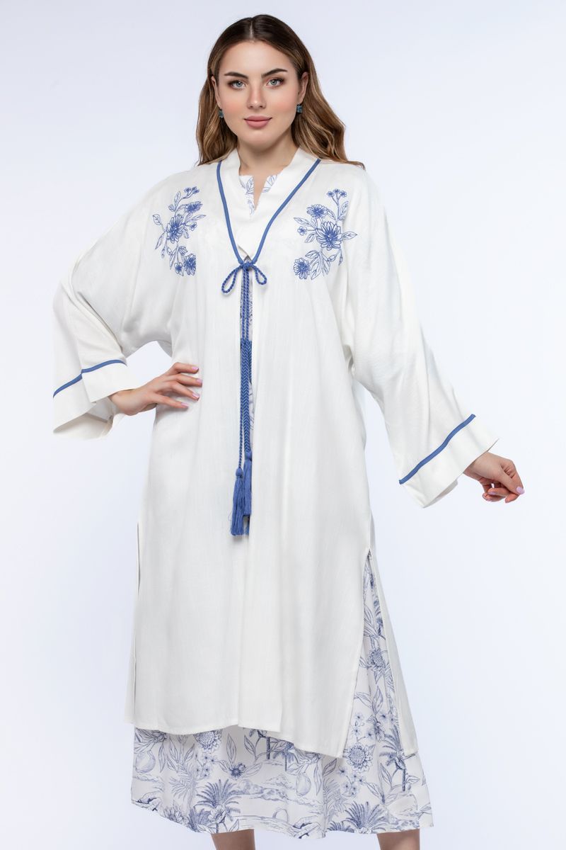 women kimono with embroidery