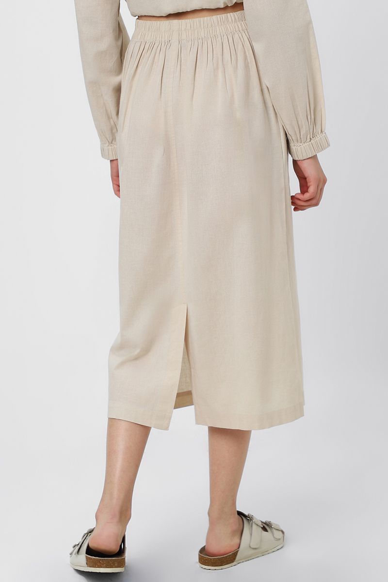 تنورة نسائية بخامة لينن