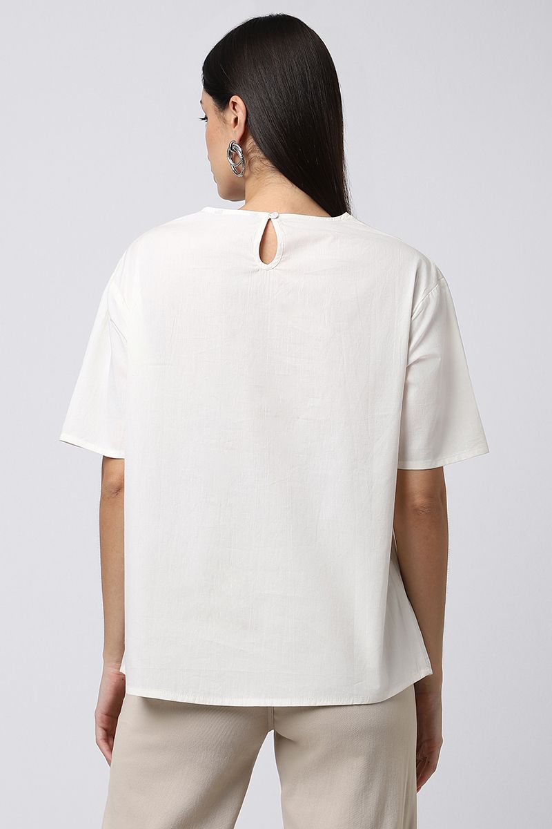 Blouse with embroidery