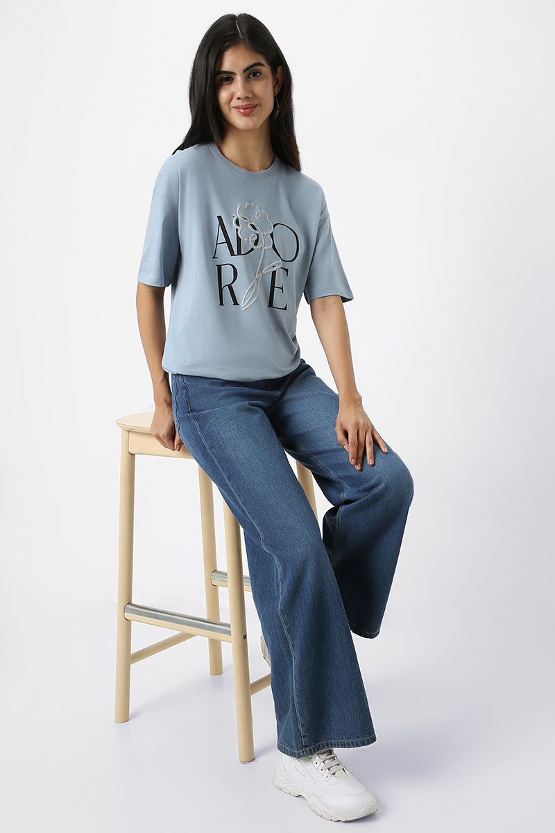 تيشيرت نسائي بطبعة