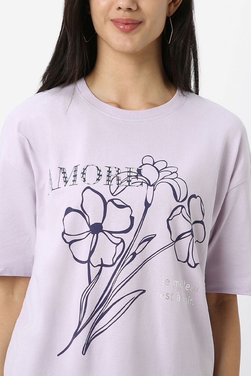 تيشيرت نسائي بطبعة