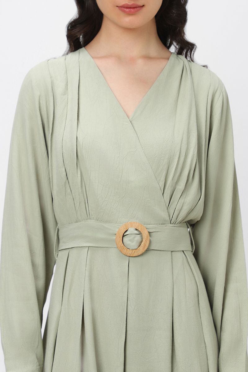 فستان نسائي بلون موحد