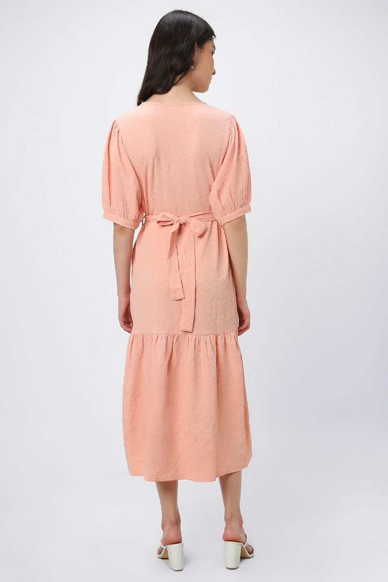 فستان نسائي بخامة منقوشة