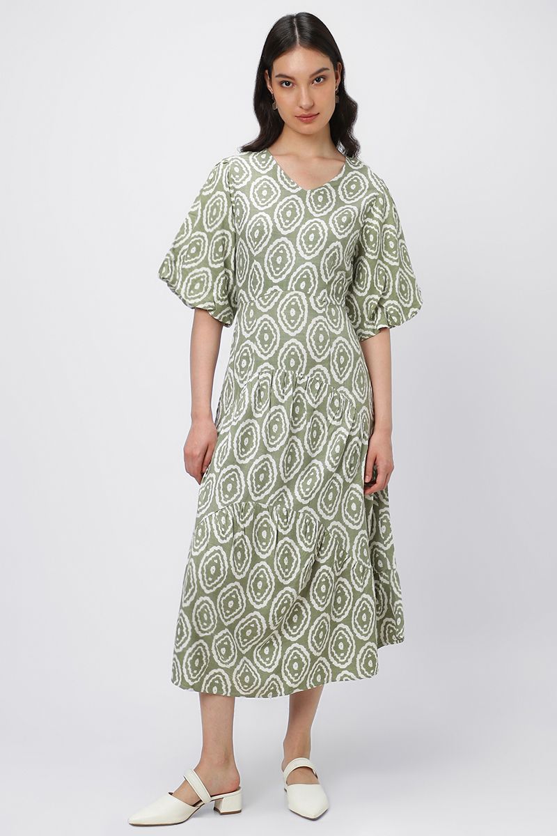 فستان نسائي بطبعات