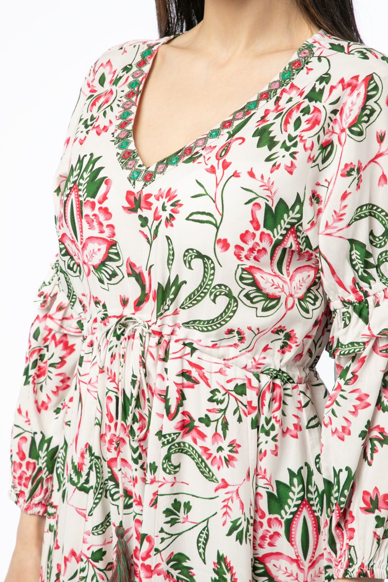 فستان نسائي بطبعات