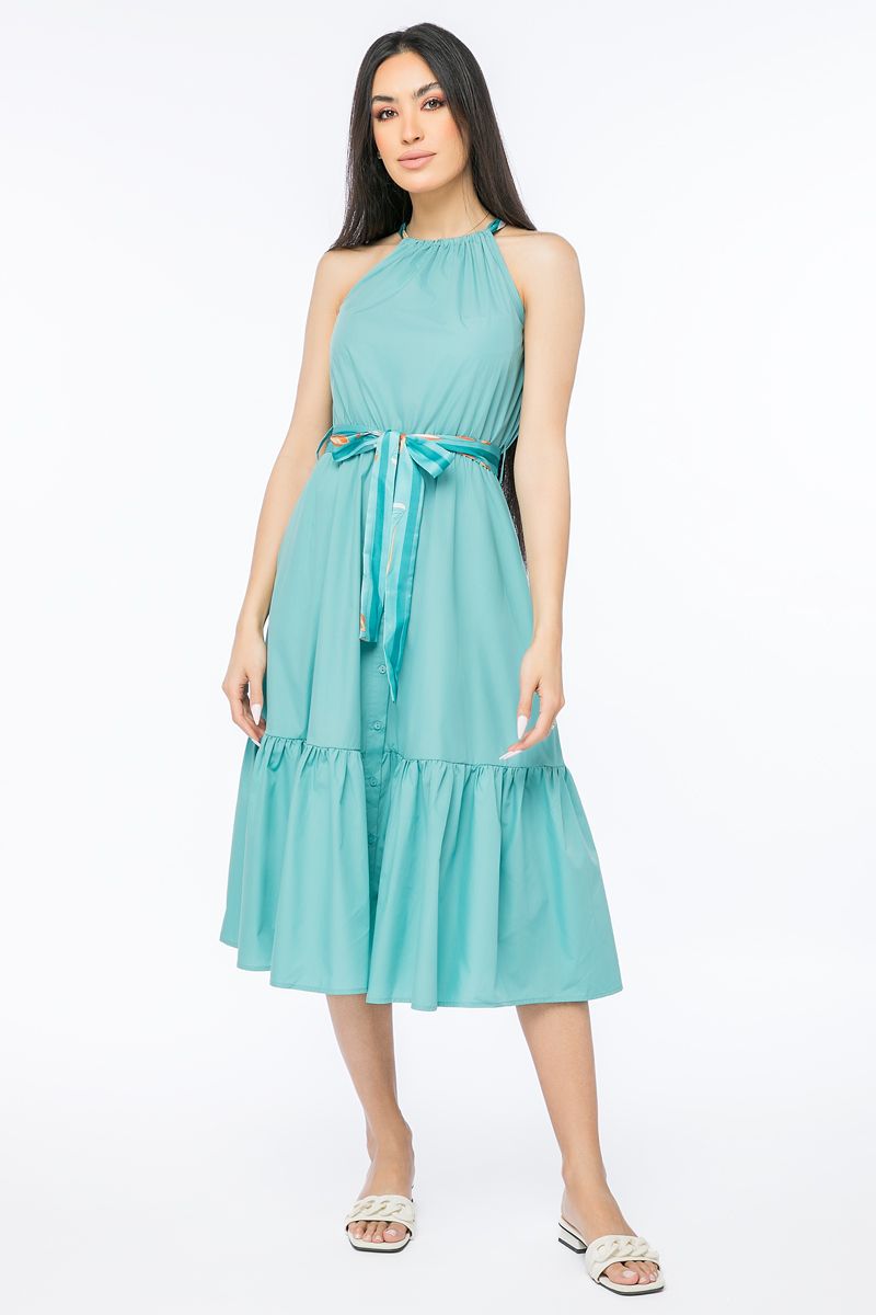 فستان نسائي بدون أكمام