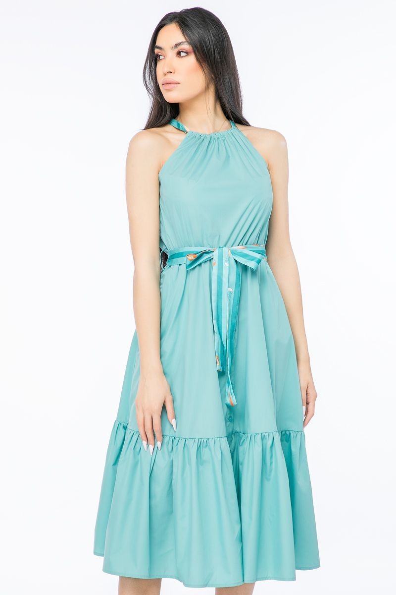 فستان نسائي بدون أكمام