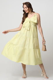 فستان نسائي بدون أكمام