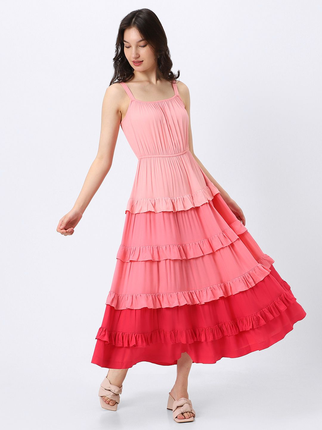 فستان نسائي مكشكش