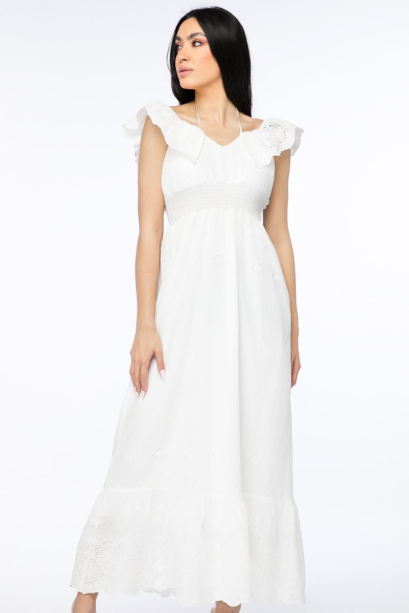 فستان نسائي بفتحات مخرمة