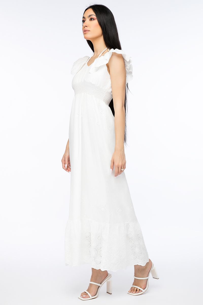 فستان نسائي بفتحات مخرمة